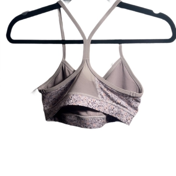Lululemon Flow Y Bra IV Petite Fleur Silver Spoon Ambient Grey yoga Athleisure 4 - Picture 3 of 3